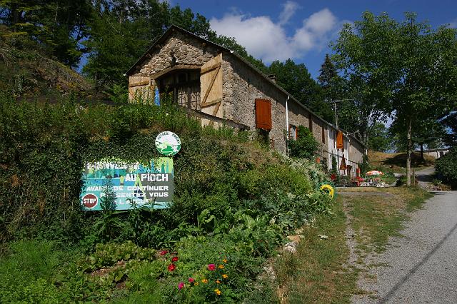 140 camping Le Pioch.JPG